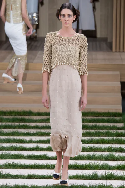 Look 35